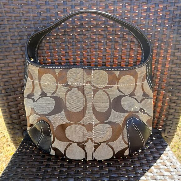 Vintage Coach Ergo Signature Canvas Shoulder Bag 10763 - Picture 1 of 5